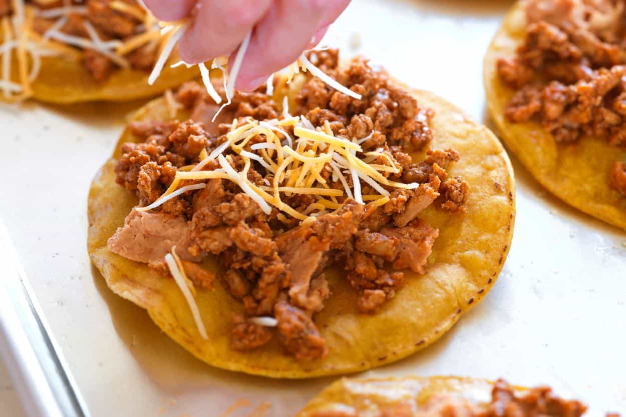 Sudėliojimas tostados prieš kepant orkaitėje