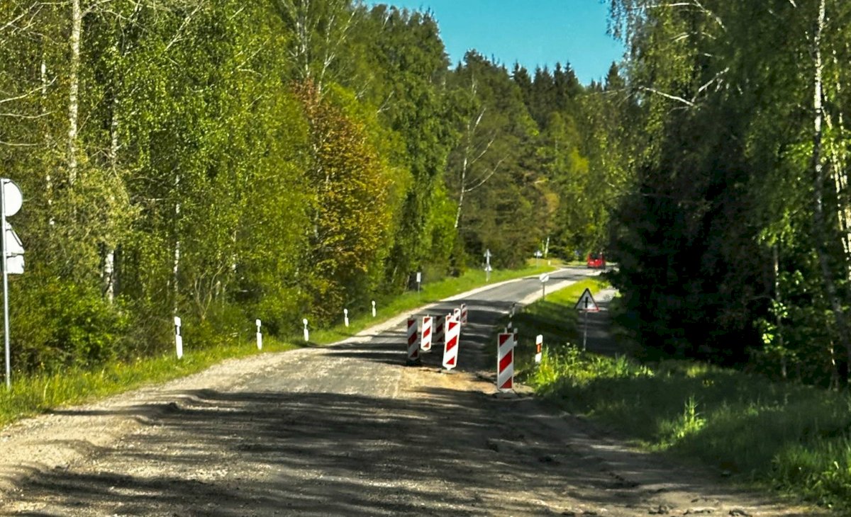 Tvarkomos labiausiai deformuotos kelio Pauošniai–Plateliai vietos