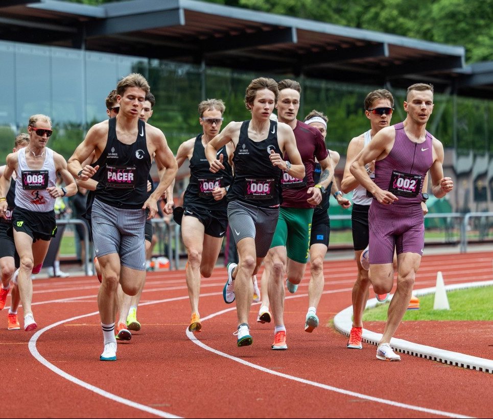 Rekordinis bėgimas „Vilnius 5000”: Bertašius ir Žūsinaitė–Nekriošienė triumfuoja Vingio parko stadione