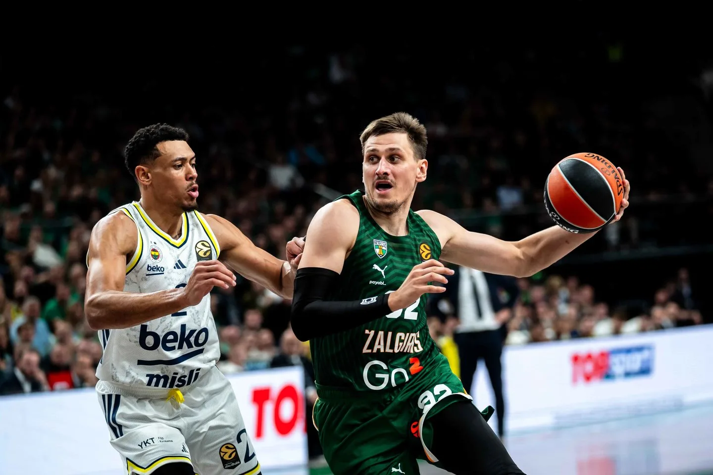 Kauno „Žalgiris“ su Tomu Masiuliu parklupdė Šaro „Fenerbahče“ 