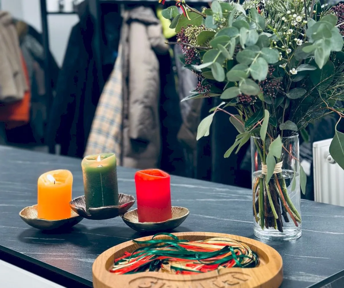 Sausio 13-osios rytas Dainų PSPC: tylos minutė, žvakelių šviesa ir dėkingumas