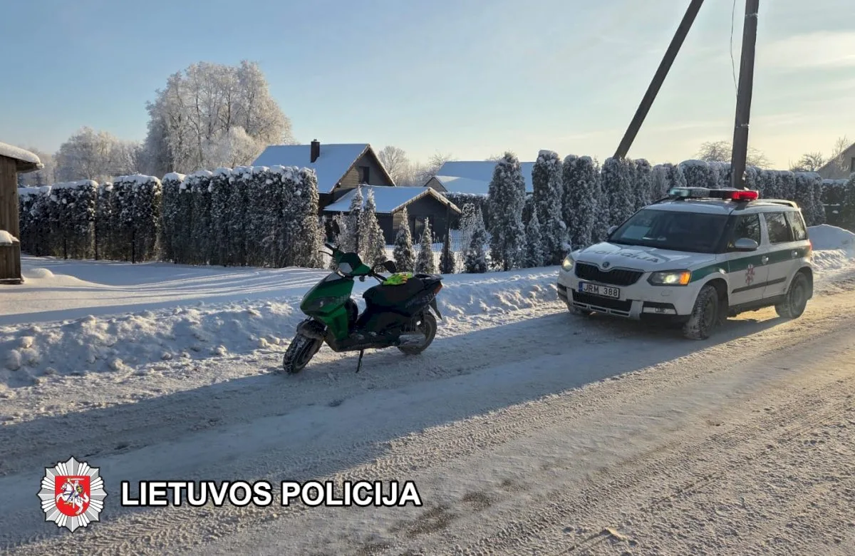 Širvintų rajone neblaivus vyras mopedu sukėlė pavojų žiemą