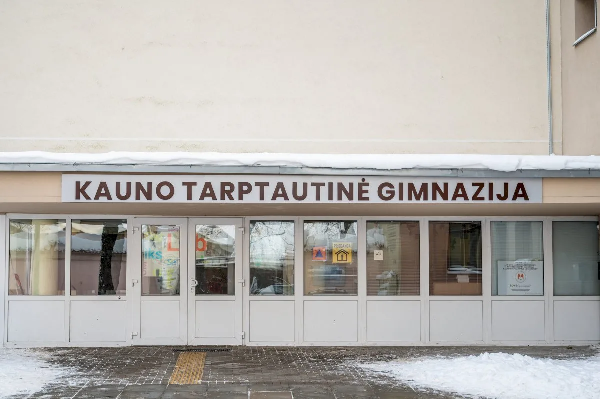 Kauno tarptautinėje gimnazijoje atskleistas nepotizmas ir interesų konfliktai