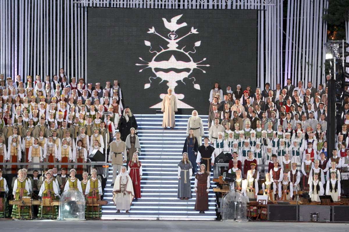 Patvirtintas Dainų švenčių tradicijos tęstinumo užtikrinimo 2026–2028 metų veiksmų planas