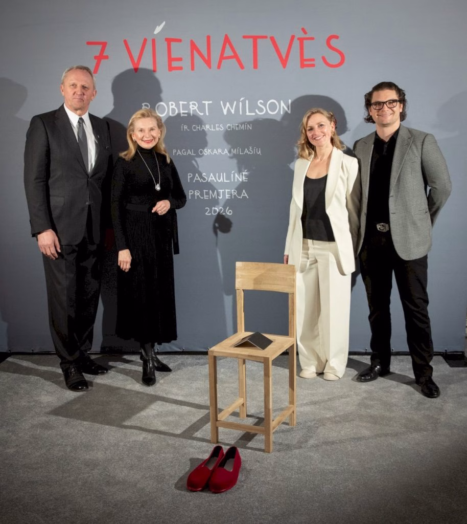 Roberto Wilsono spektaklio „Septynios vienatvės“ premjera Nacionaliniame Kauno dramos teatre