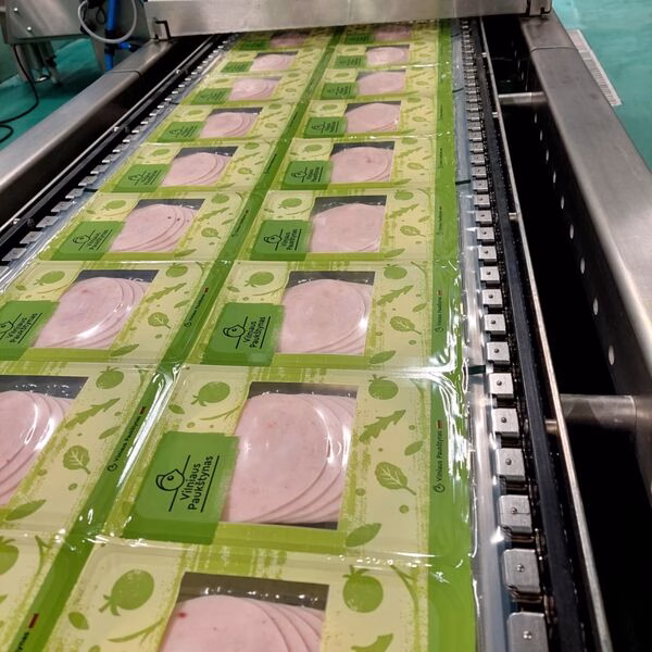 „Vilniaus paukštynas“ pradeda pjaustytų mėsos gaminių gamybą