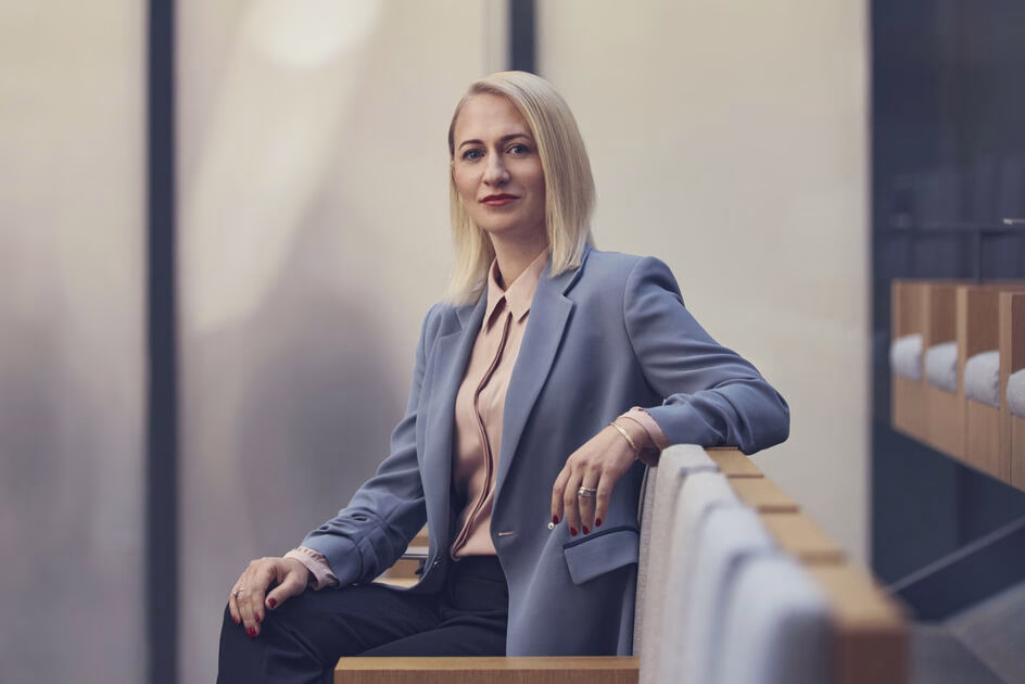 Skyrybos Lietuvoje: kodėl moterys dažniau patiria finansinį smūgį?