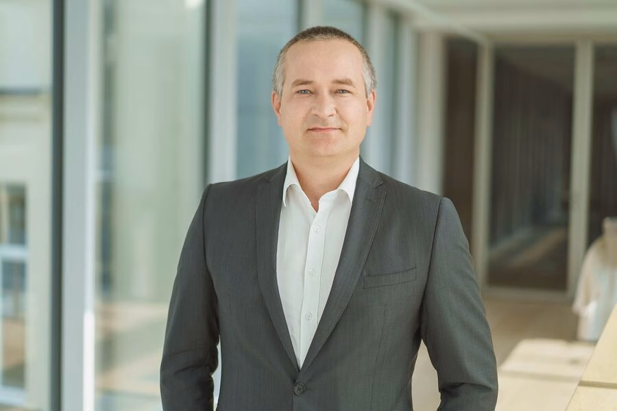 Nuo balandžio 1 d. įsigaliojus sezoniniams KET pokyčiams, didėja rizika keliuose