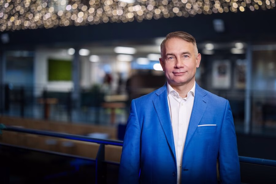 „Tele2“ palaiko savanoriškai karo tarnybą pasirinkusius darbuotojus