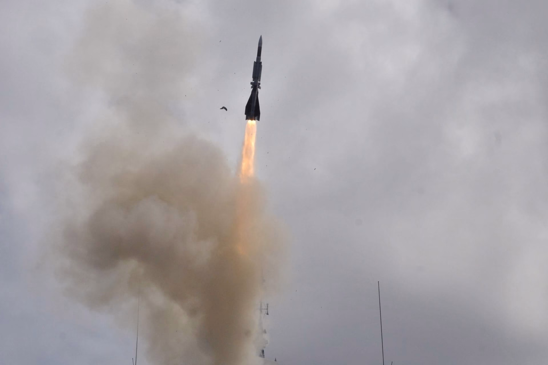 Aster surface-to-air missile firing by RSS Intrepid (69)