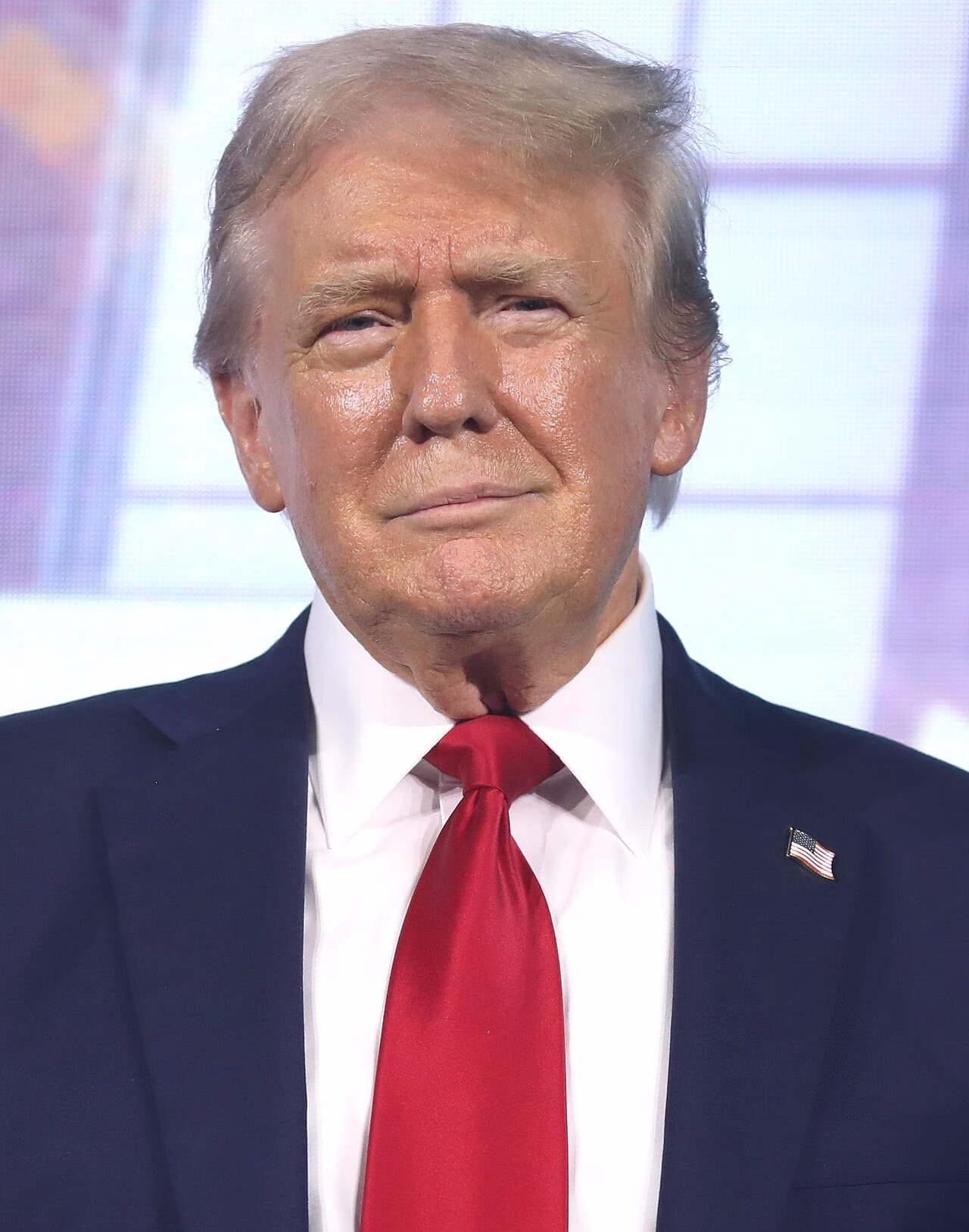 Donald Trump (53911763500) (cropped 2)
