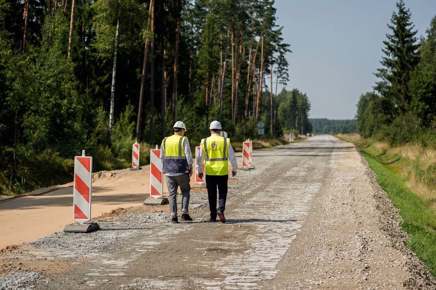 Patvirtinus projektą pradedami statybos darbai – į Rūdninkų poligoną vedantis kelias pertiesiamas iš naujo