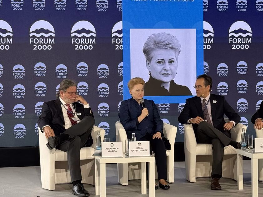 Prezidentė Dalia Grybauskaitė dalyvavo „Forum 2000“ konferencijoje Prahoje